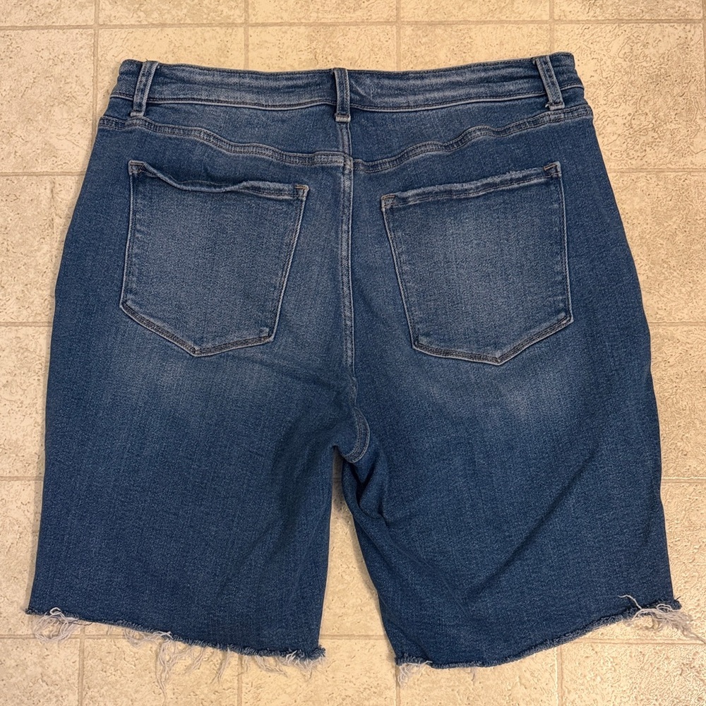 Stylish Distressed Blue Jean Shorts - Picture 7 of 11